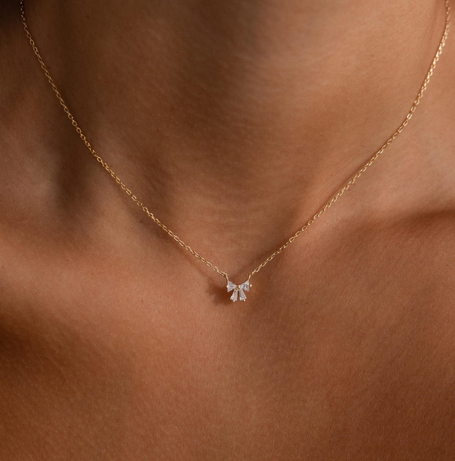 Diamond Bow Necklace & Earrings Set in 18K Gold