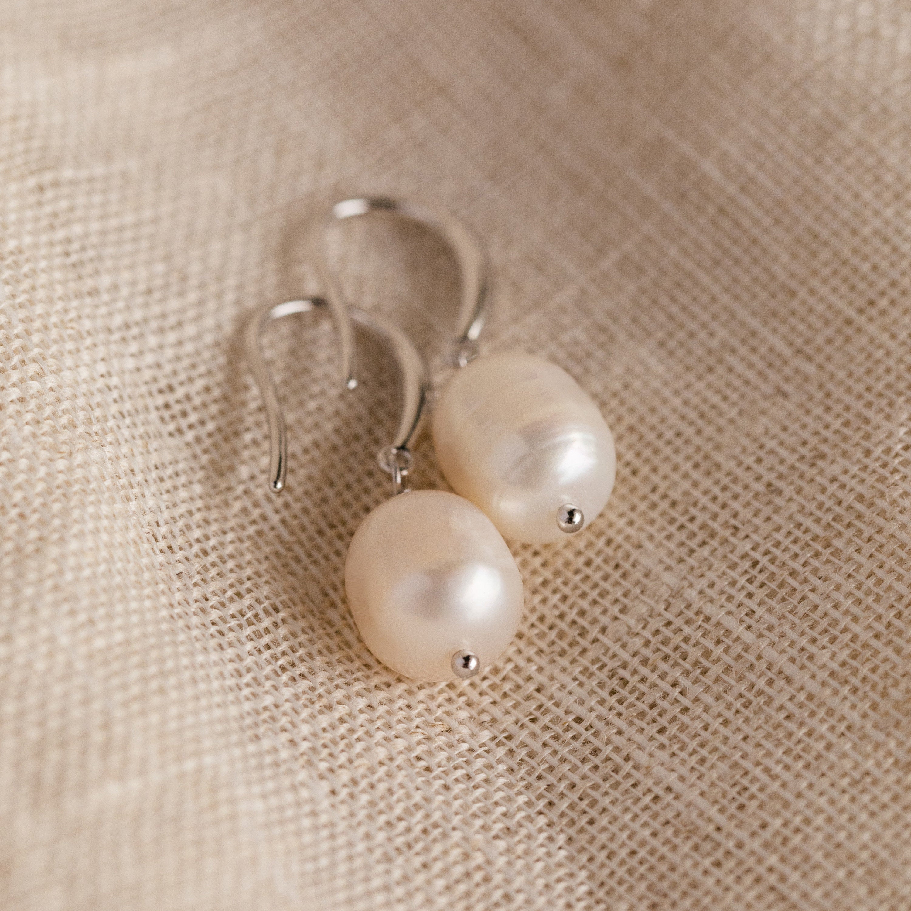 Dangling Pearl Drop Earrings