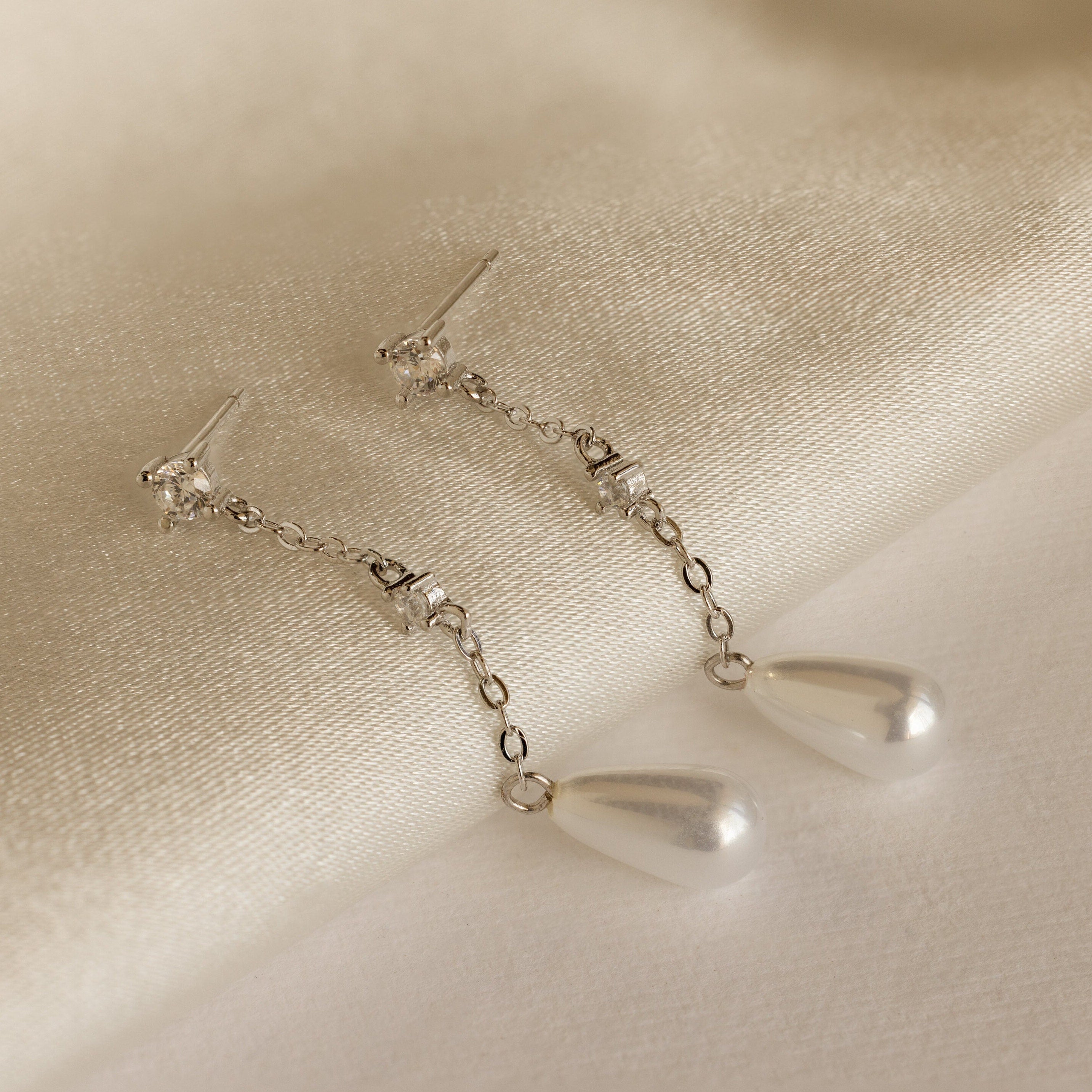 Diamond Pearl Chain Earrings