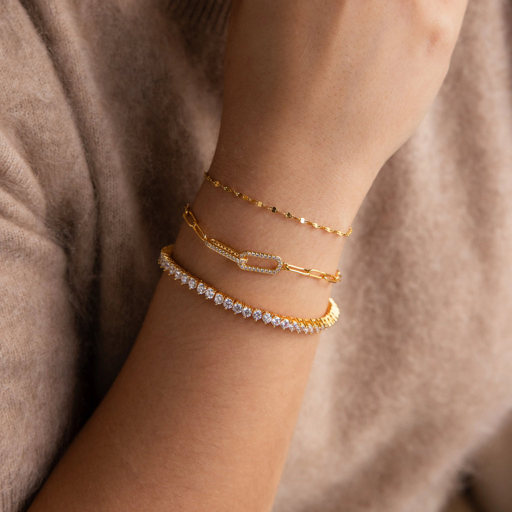 Bold Round Diamond Tennis Bracelet | Caitlyn Minimalist