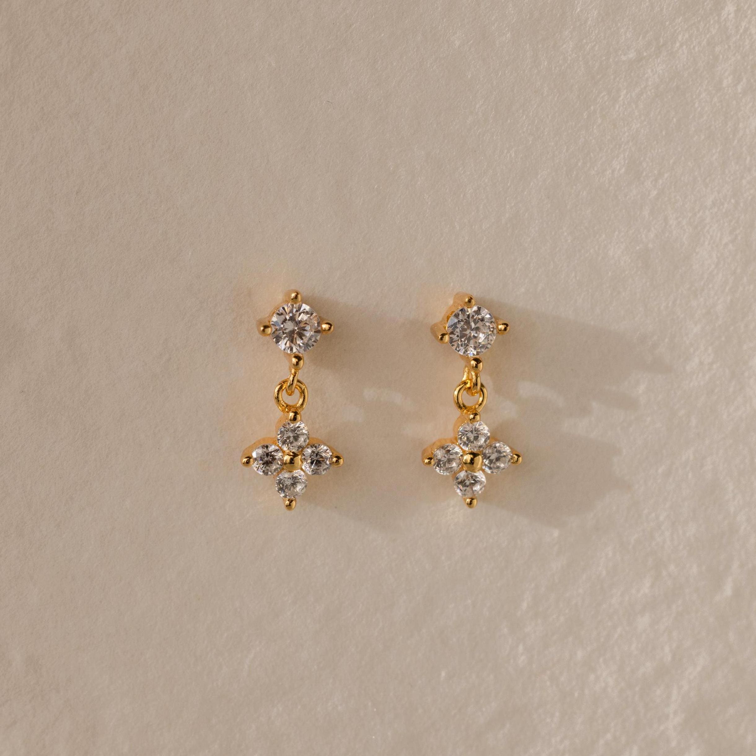 Ivy Flower Flat Back Studs