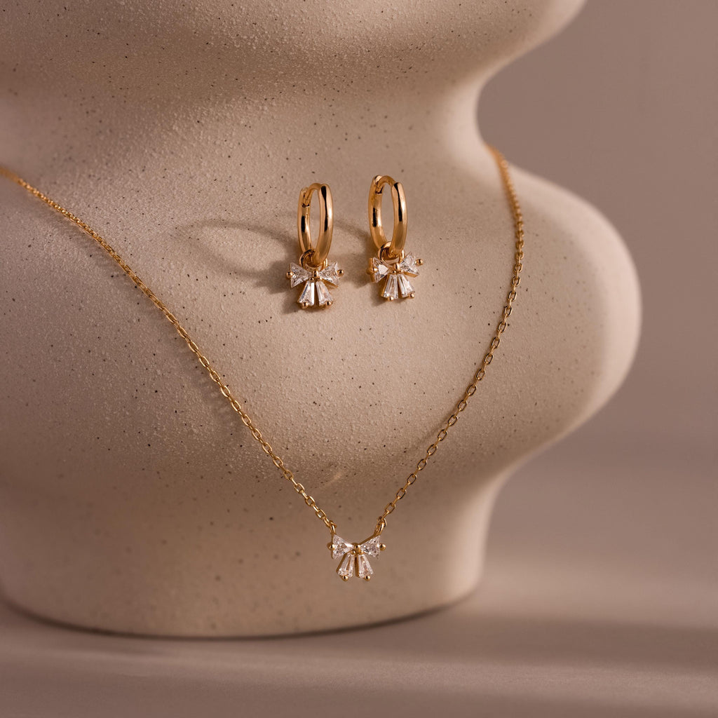 Diamond Bow Necklace & Earrings Set in 18K Gold