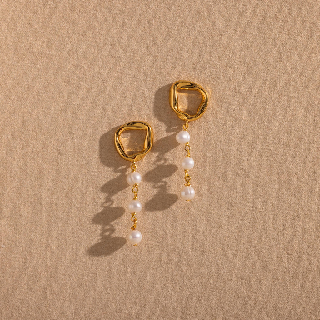 Abstract Pearl Trio Drop Earrings in 18K Gold