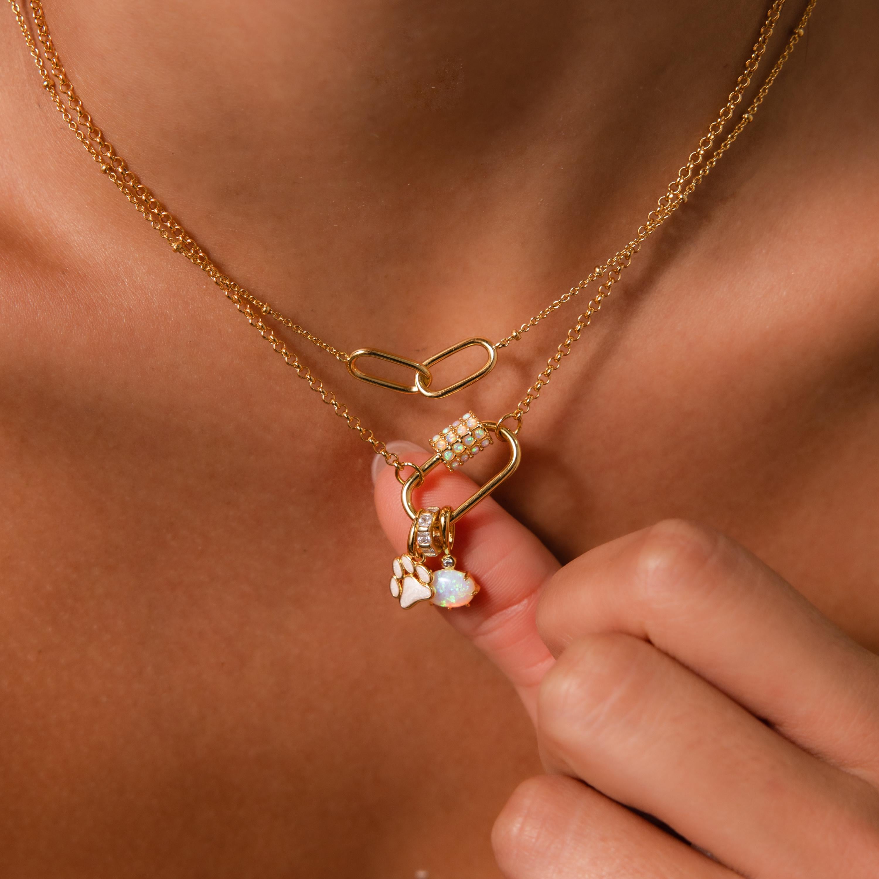Paw Print Charm in 18K Gold