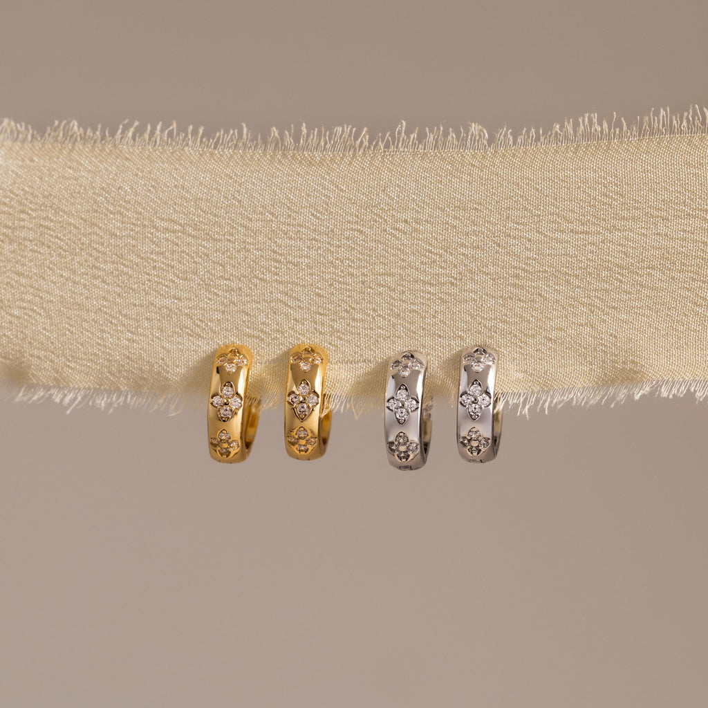 Diamond Trio Bloom Huggies