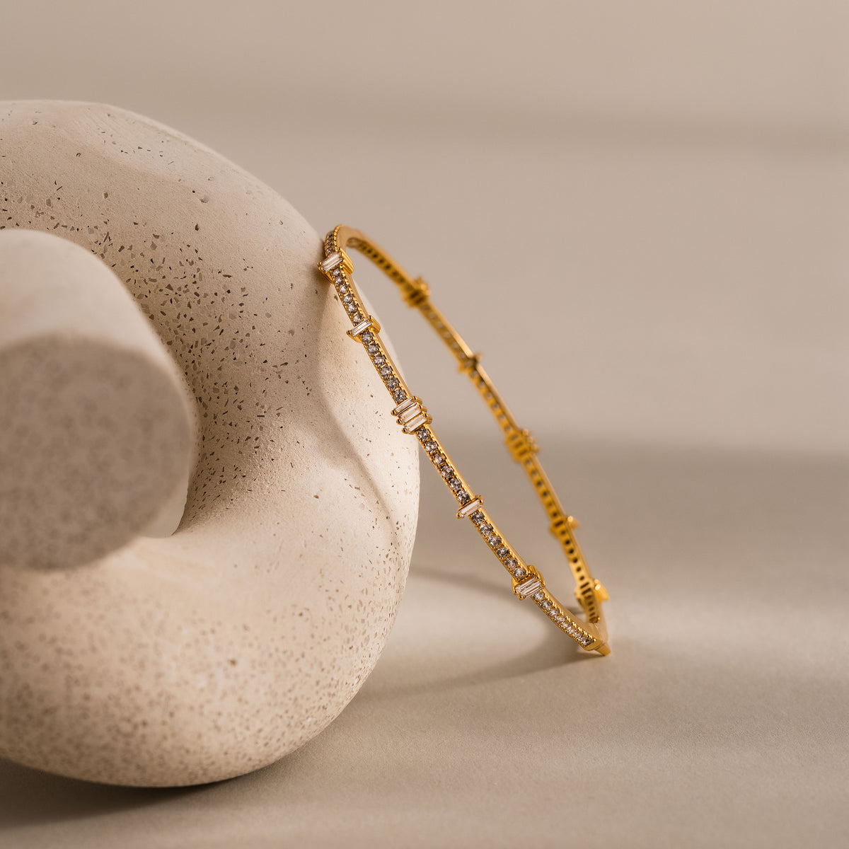 Diamond Baguette Tennis Bangle in 18K Gold