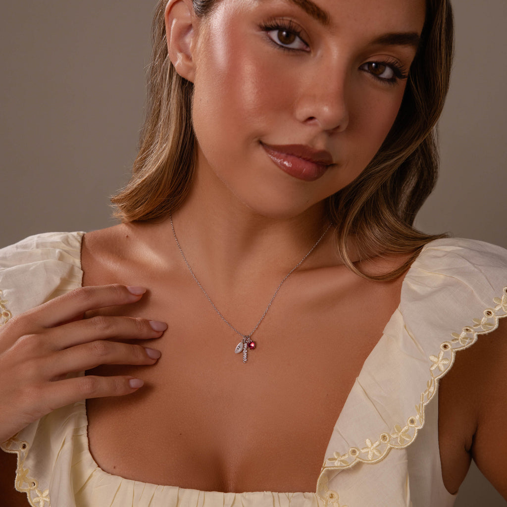 Mama Love Necklace in Silver