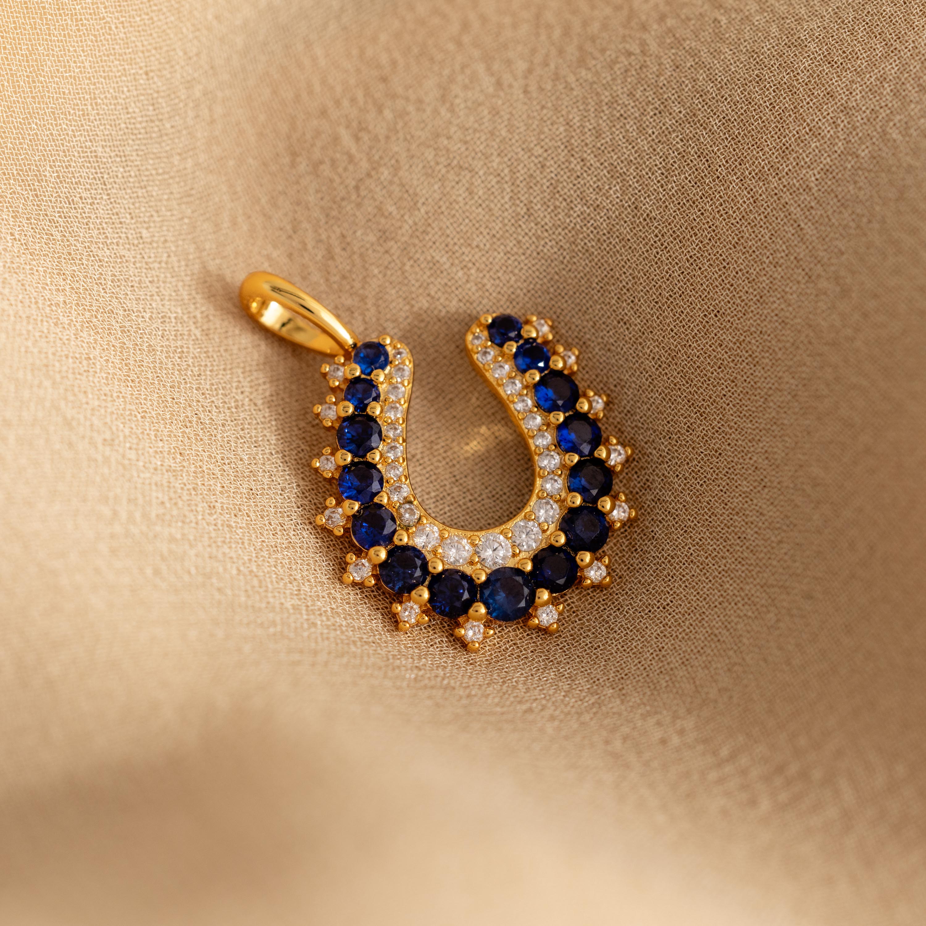 Lucky Sapphire Horseshoe Charm in 18K Gold