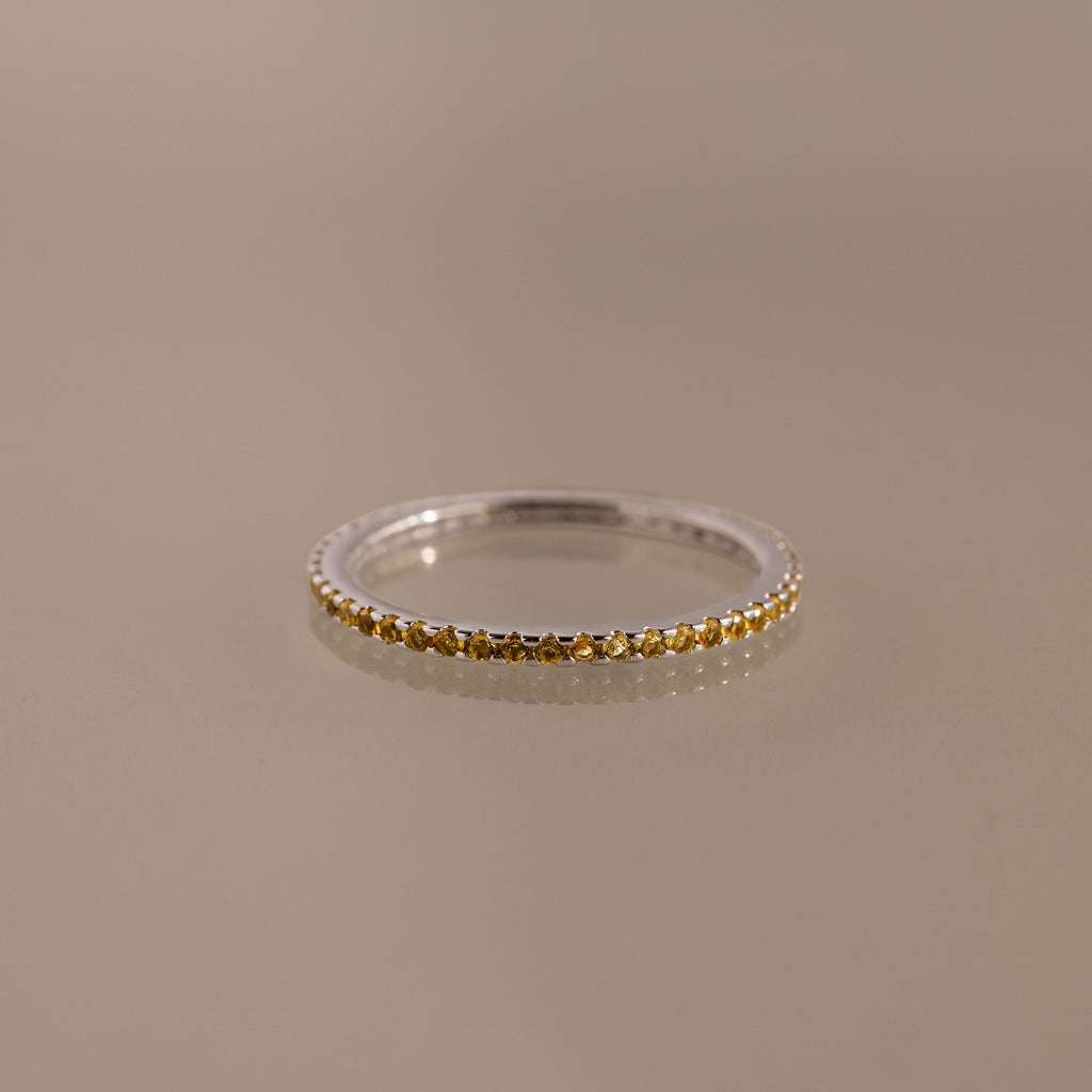 Bague avec pierre de naissance éternité 