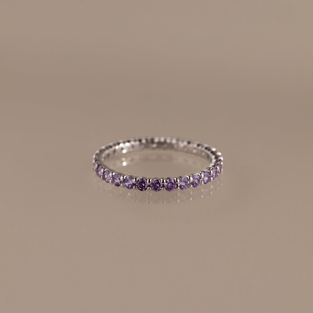 Anillo Eternity con piedra natal de tenis 