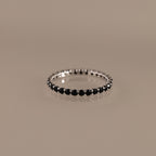 Anillo Eternity con piedra natal de tenis 