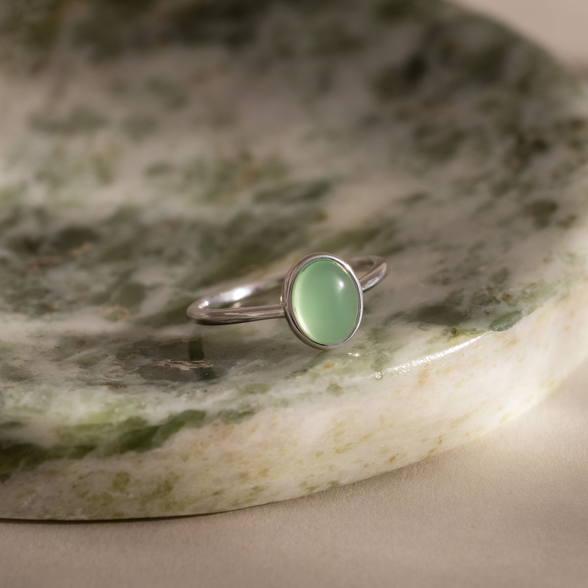 Bague ovale en jade