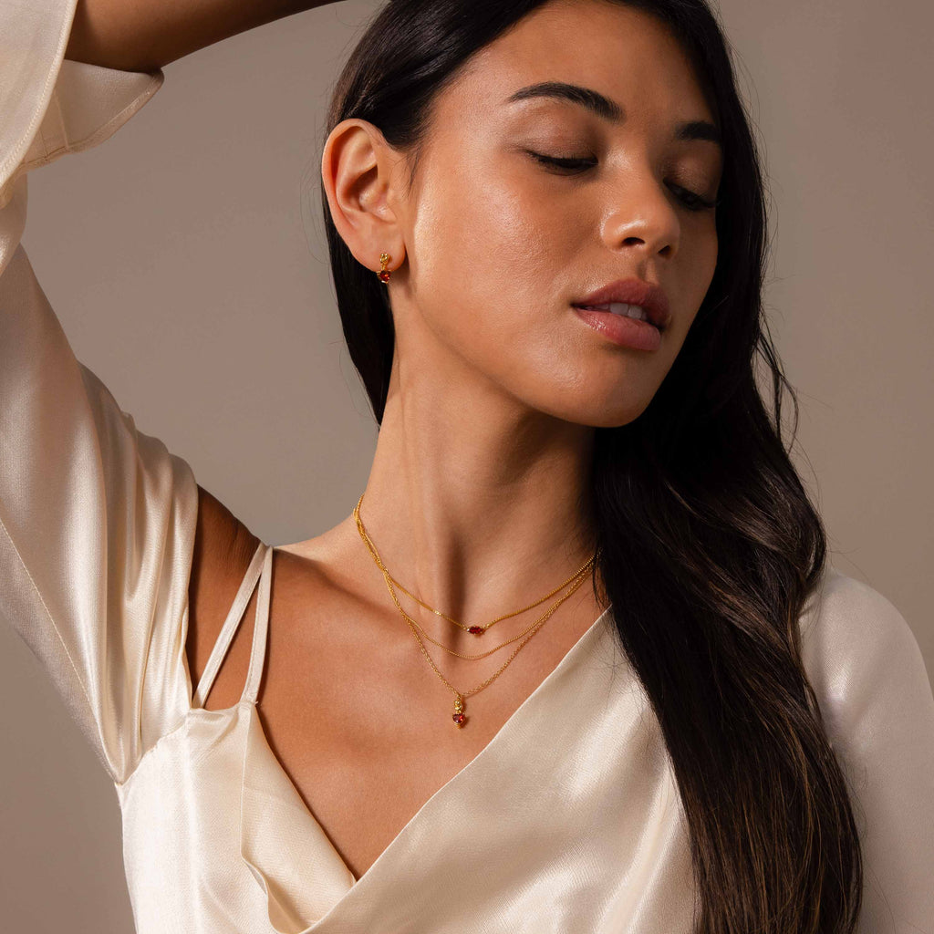 Garnet Heart Knot Necklace in 18K Gold