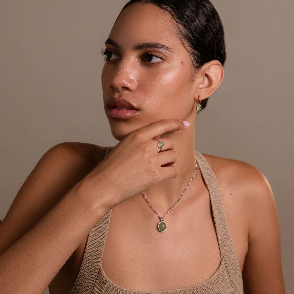 Jade Oval Jewelry Set in Silver