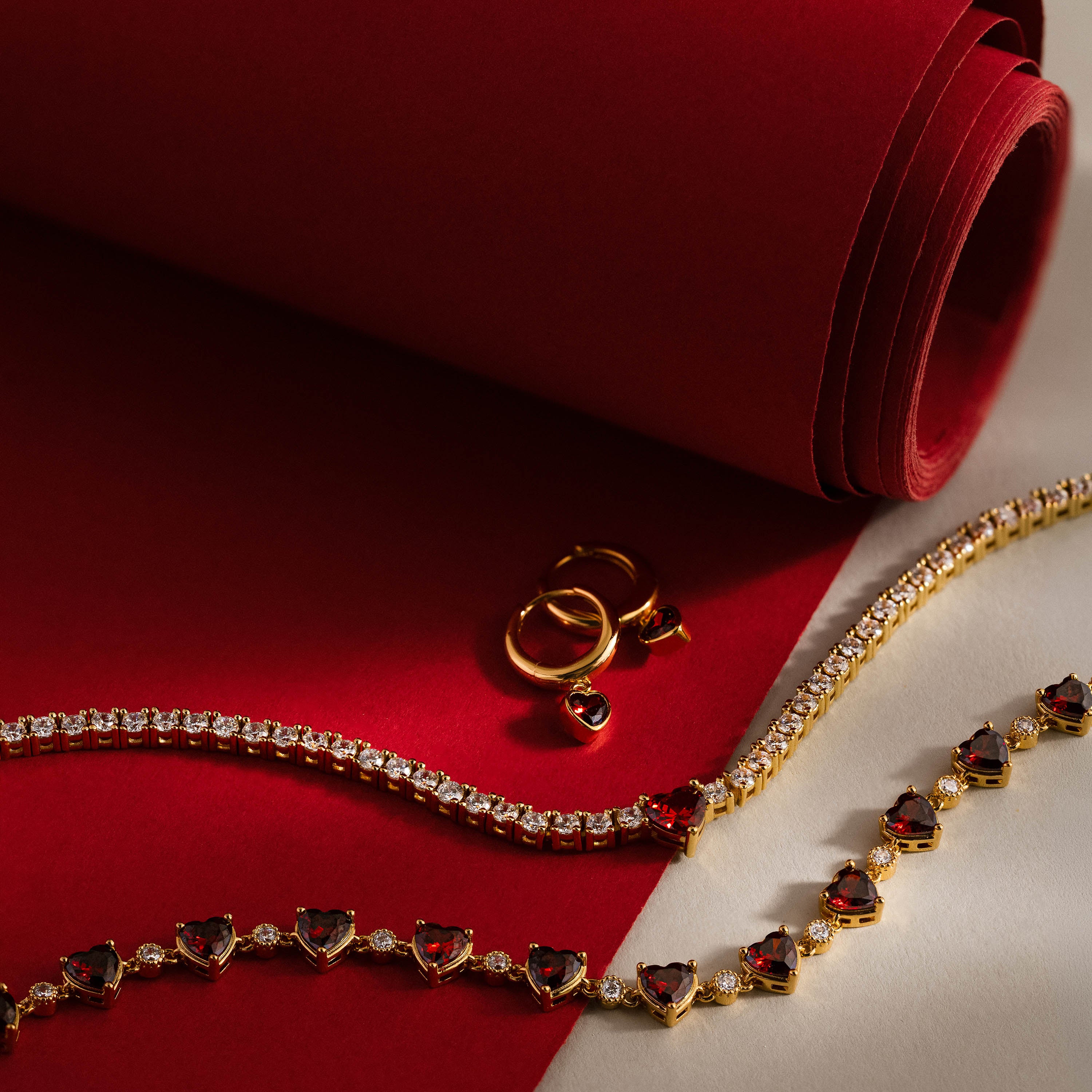Garnet Diamond Heart Jewelry Set in 18K Gold