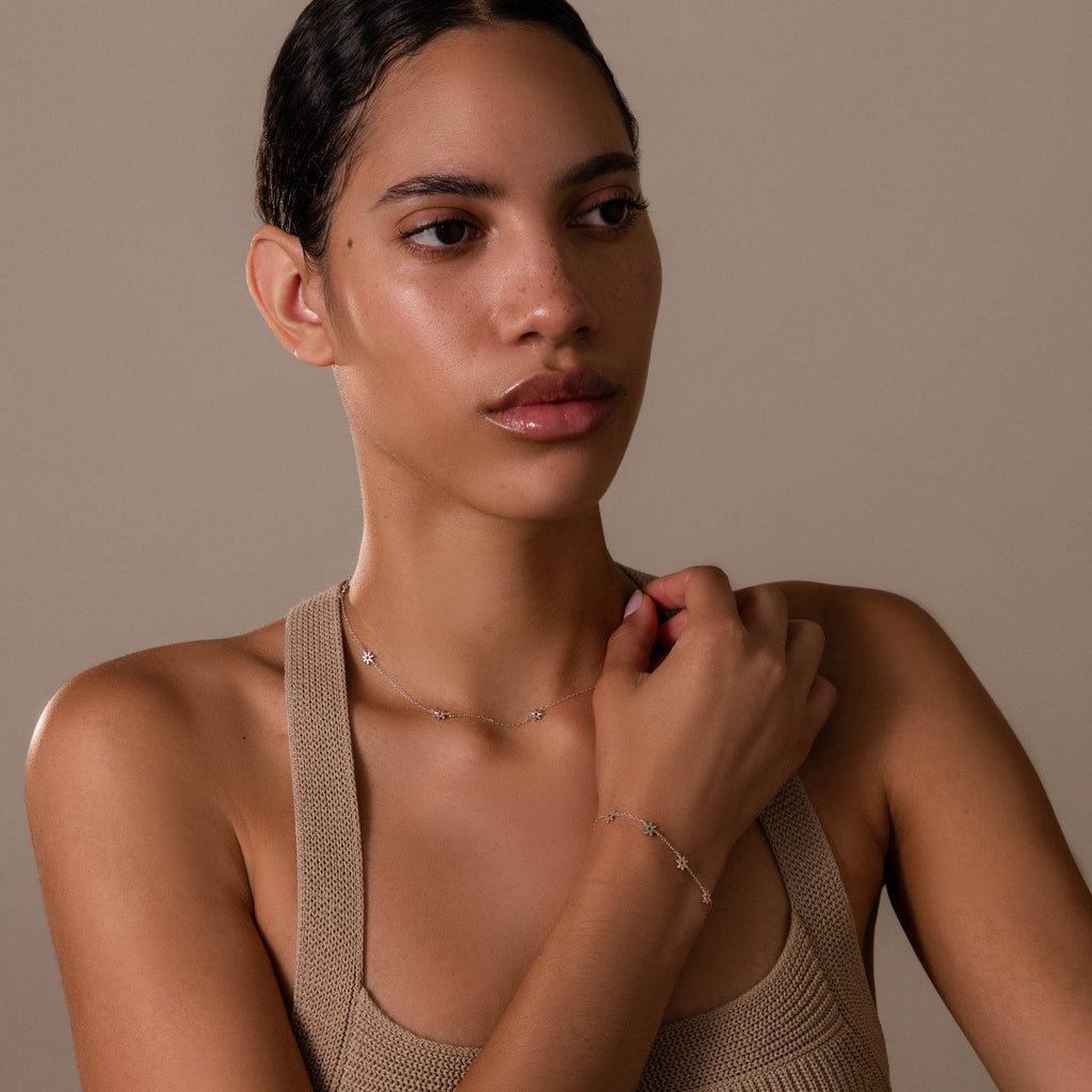Flower Child Necklace & Bracelet Set in Silver
