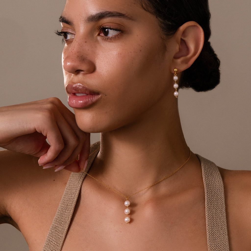Pearl Cascade Jewelry Set in 18K Gold