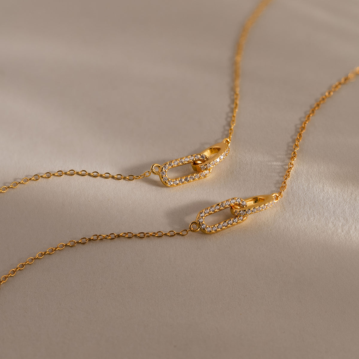 Pave Linked Necklace & Bracelet Set in 18K Gold