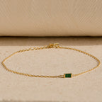 Bracelet avec pierre de naissance baguette