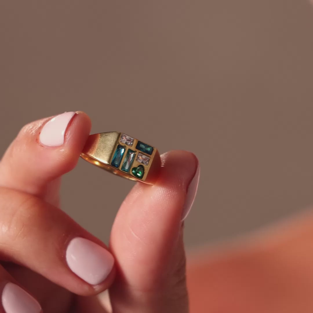 Mosaic Birthstone Signet Ring in 18K Gold