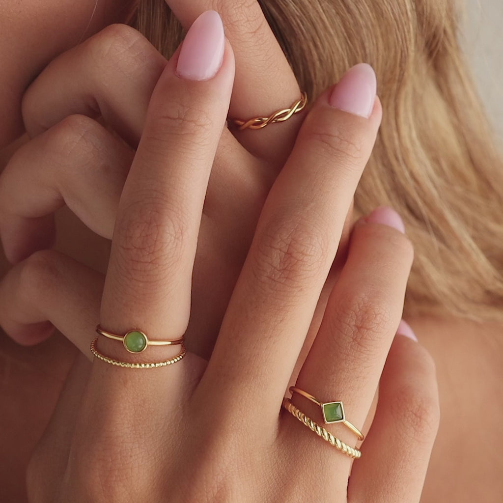 Ensemble de bagues délicates en jade