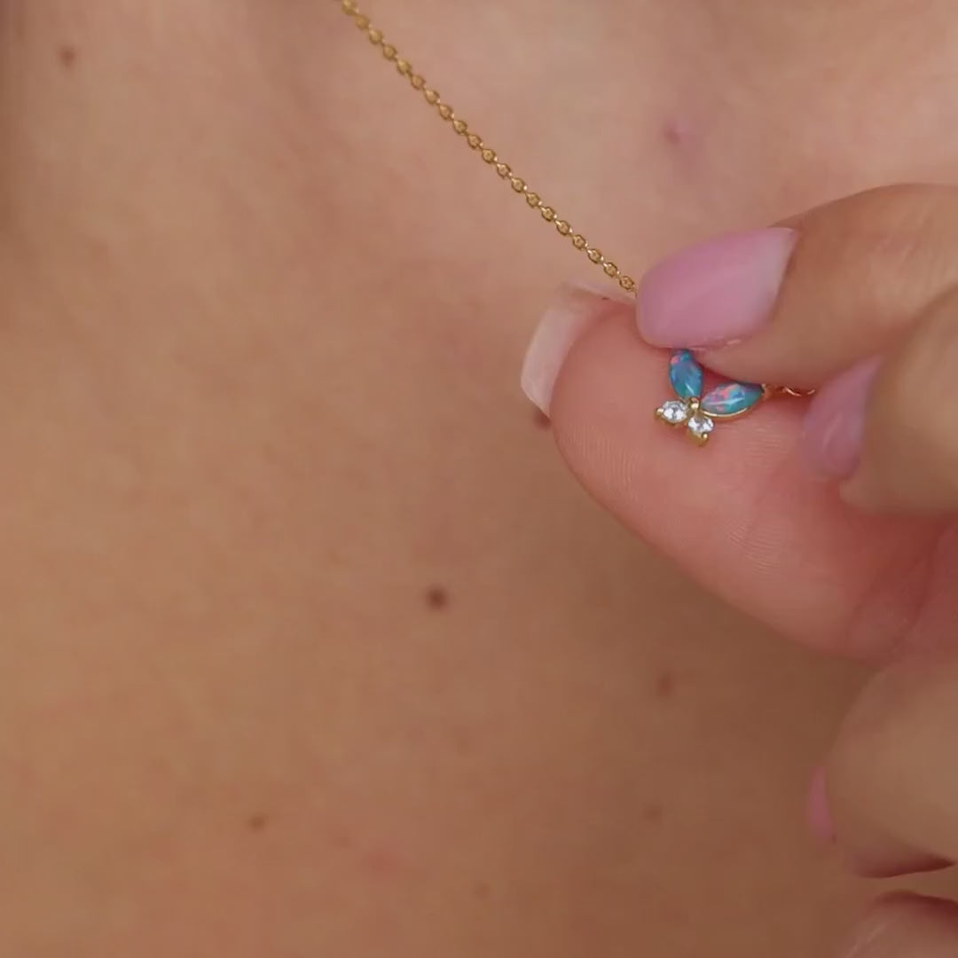 Ensemble de colliers papillon opale