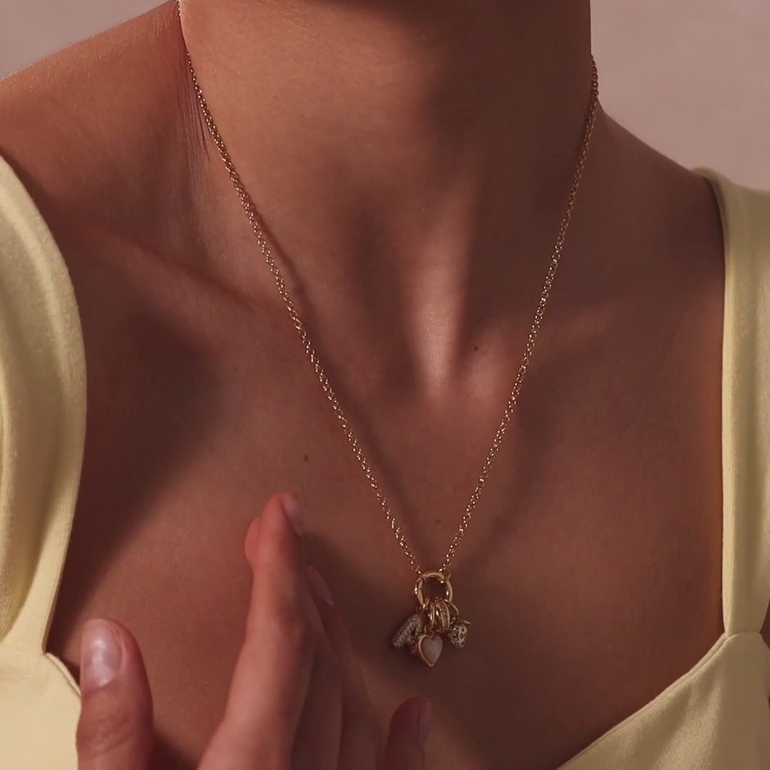 Cable Circle Charm Necklace in 18K Gold