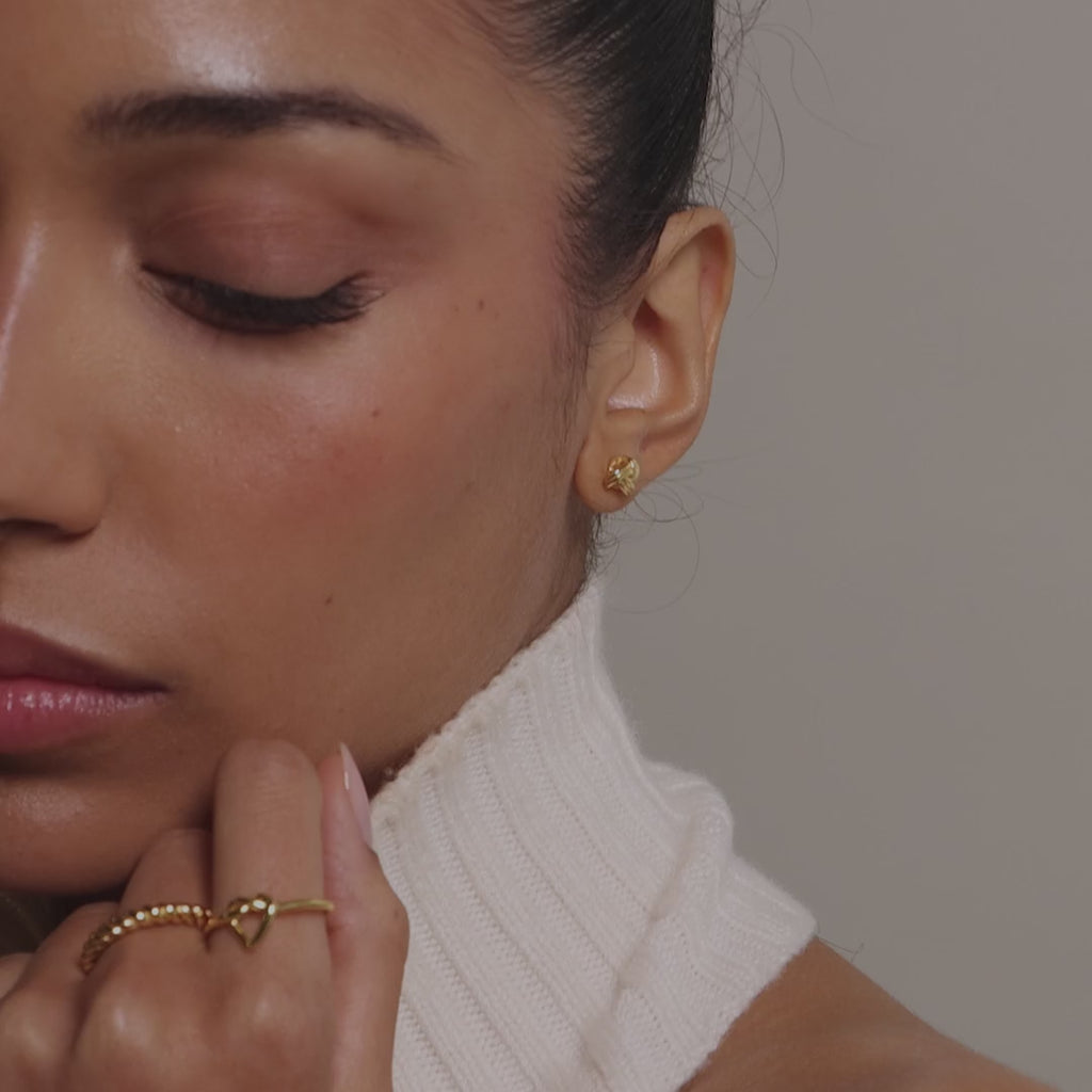 Love Knot Studs in 18K Gold