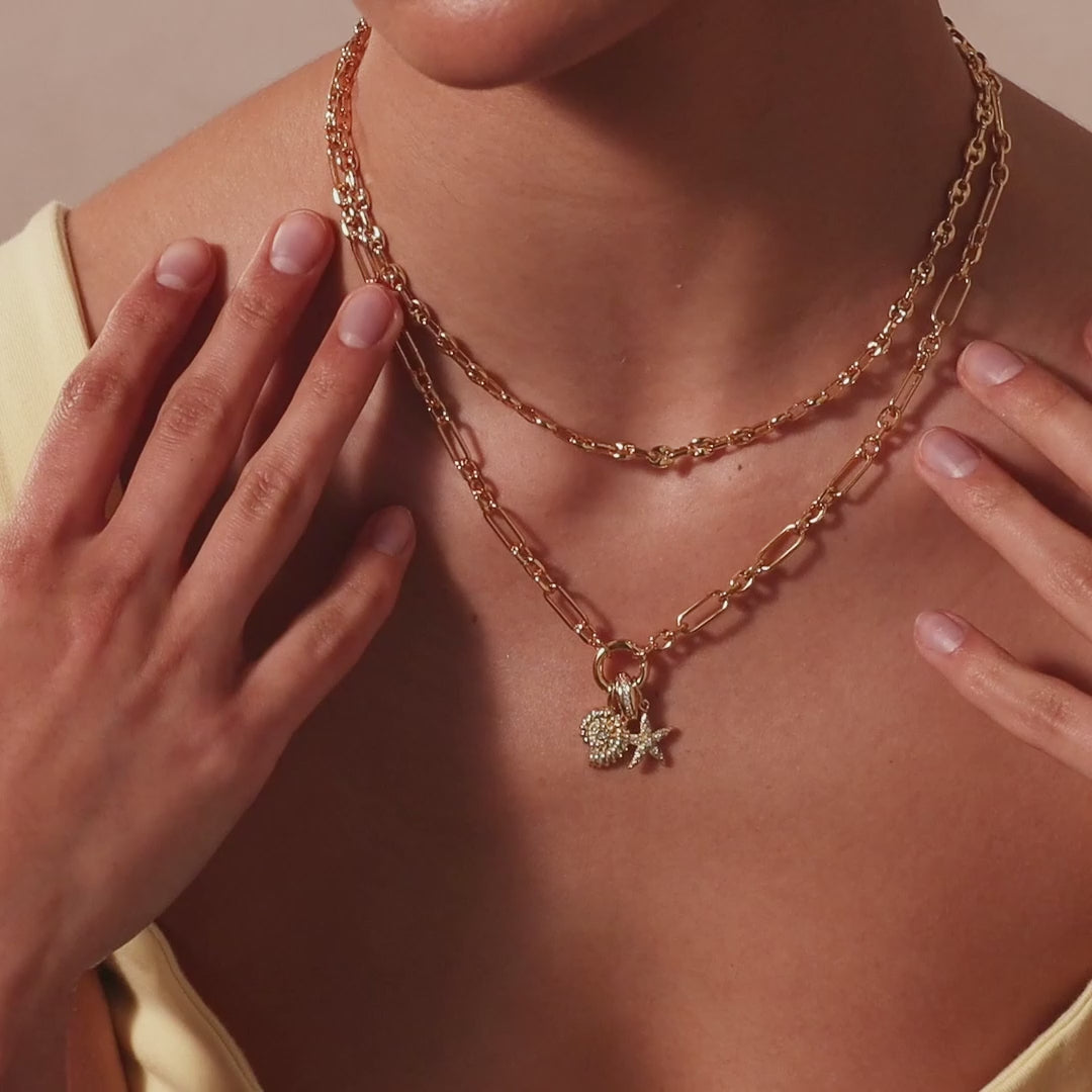 Rolo Circle Figaro Necklace in 18K Gold