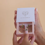 Caja misteriosa con piedra natal