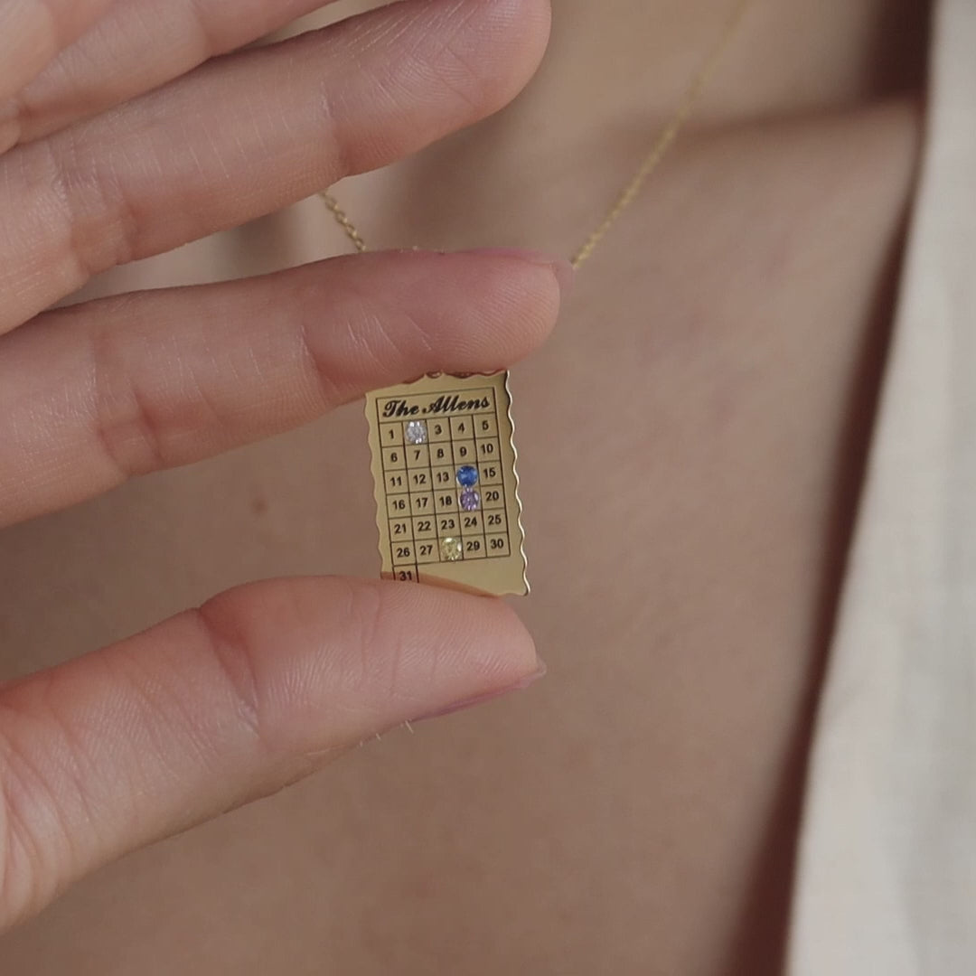 Collar con piedra natal del calendario