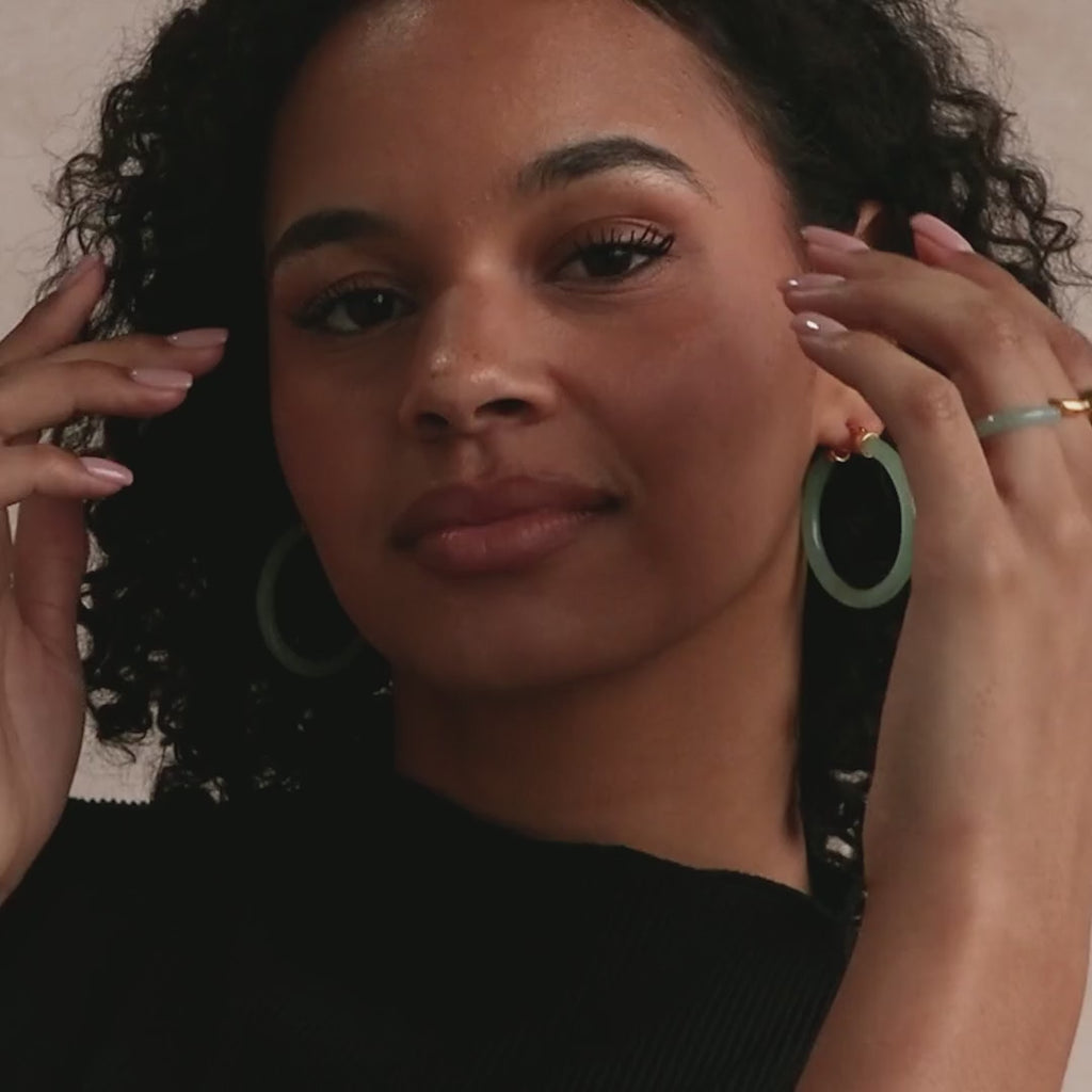 Grandes créoles en jade