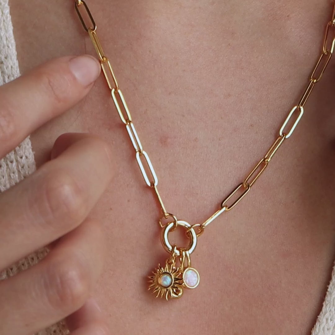 Breloque lettre bulle en or 18 carats