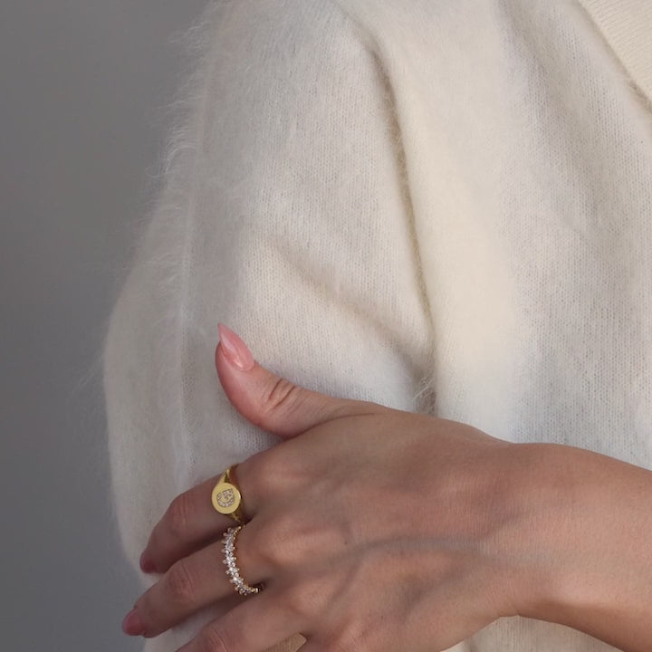 Pave Initial Signet Ring in 18K Gold