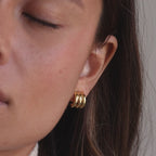 Boucles d'oreilles Huggie à triple boucle