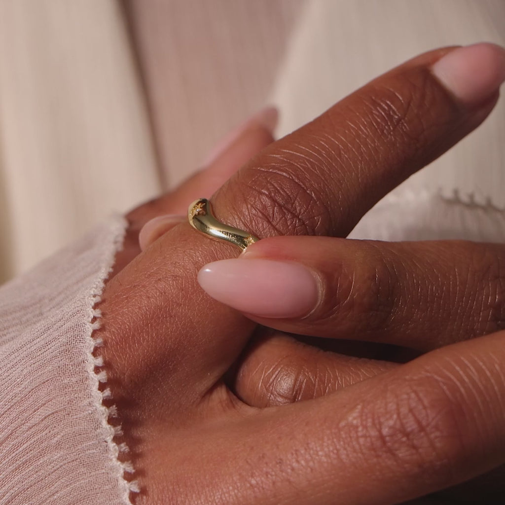 Wavy Diamond Celestial Ring