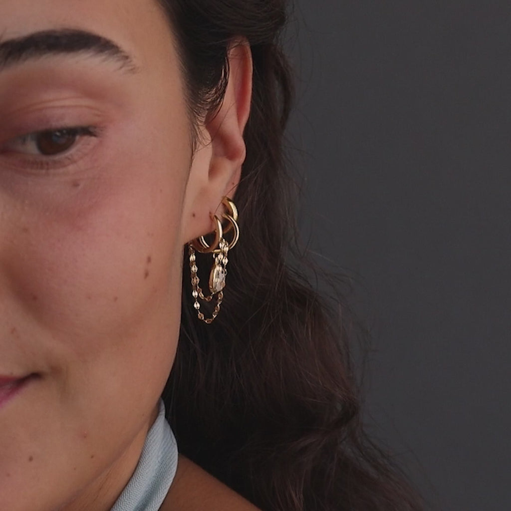 Duo Mirror Chain Huggies