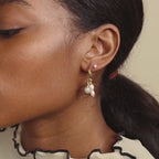 Breloque perle classique en or 18 carats