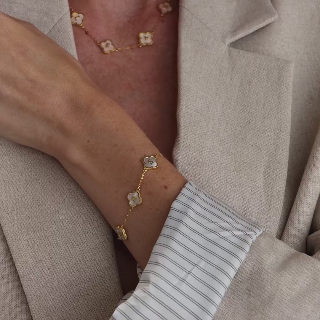 Pearl Clover Letter Bracelet in 18K Gold