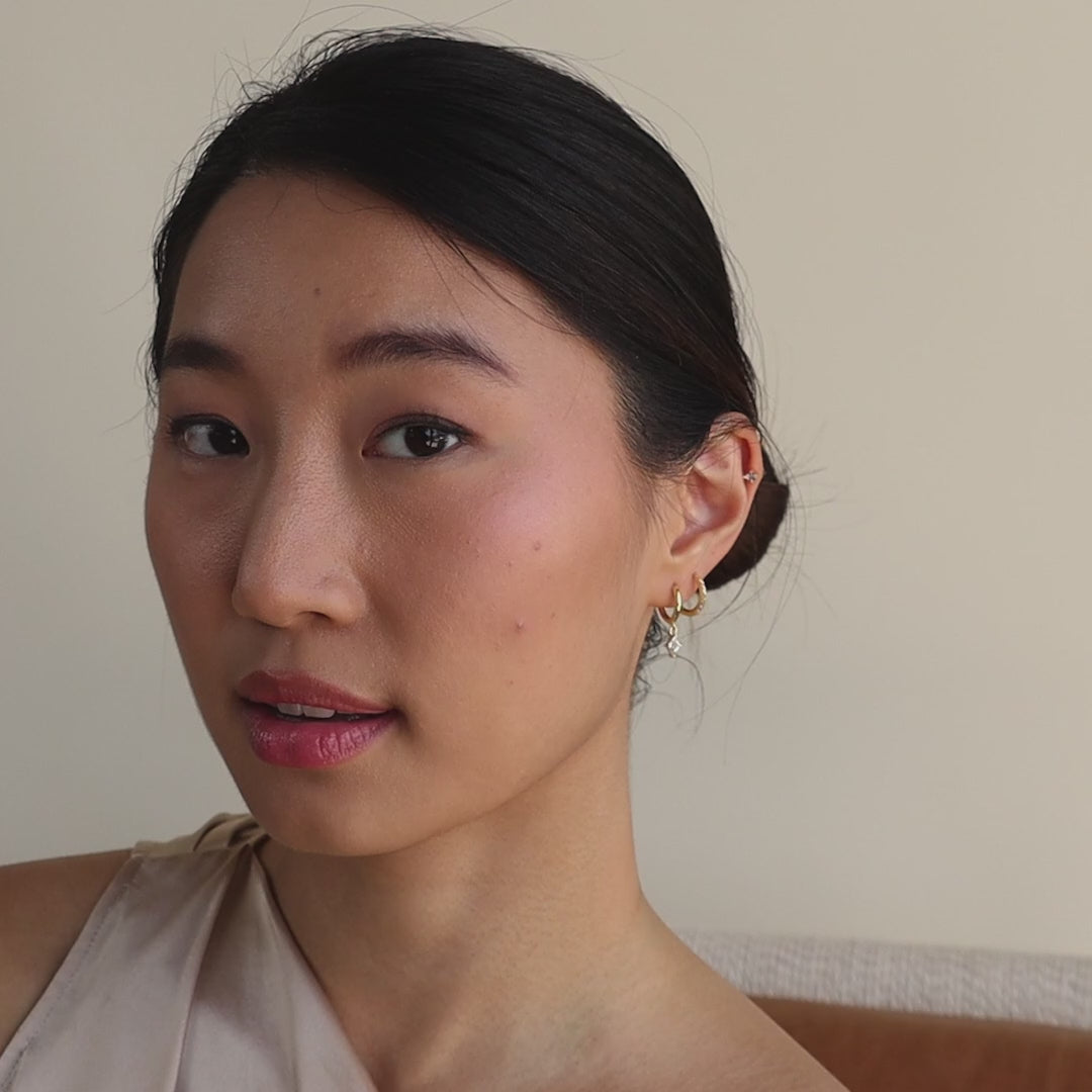 Ensemble de boucles d'oreilles pavées de diamants