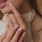 Anillo Art Déco con piedra natal