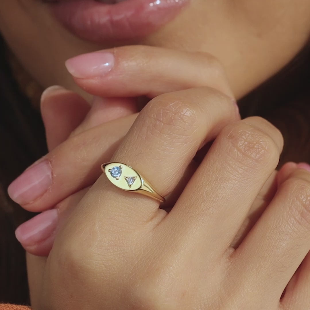 Anillo de sello con piedras de nacimiento mixtas