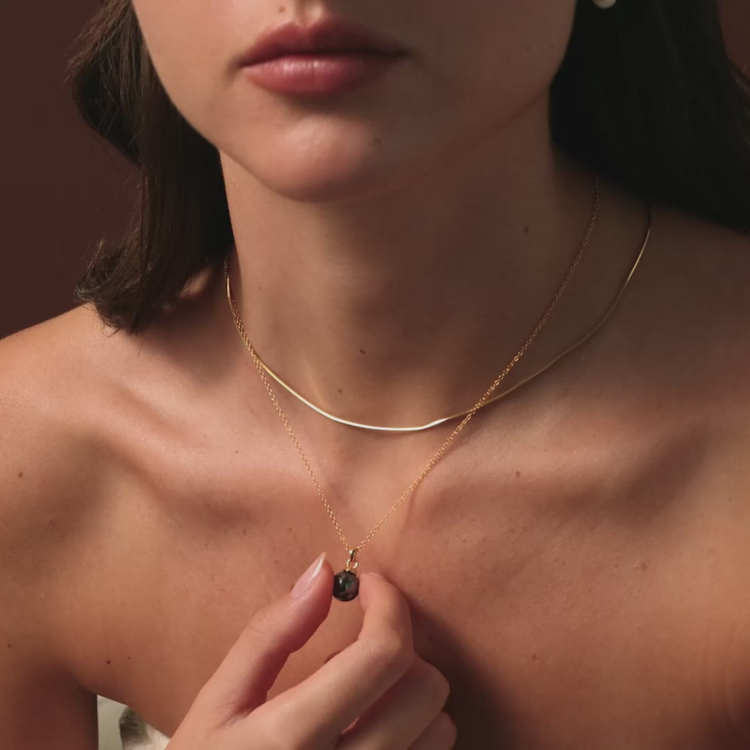 Midnight Pearl Necklace