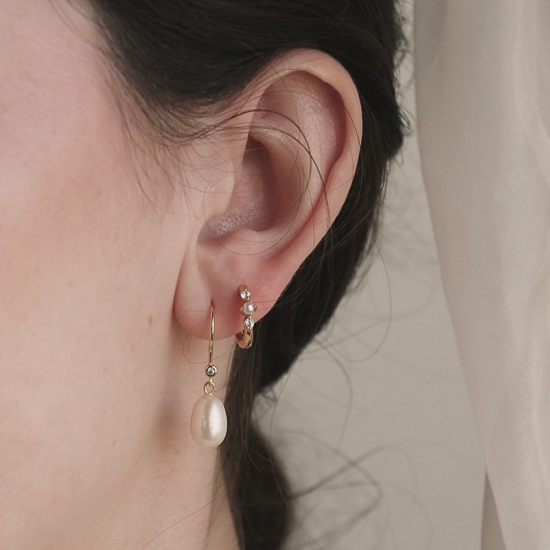 Dangling Pearl Diamond Earrings