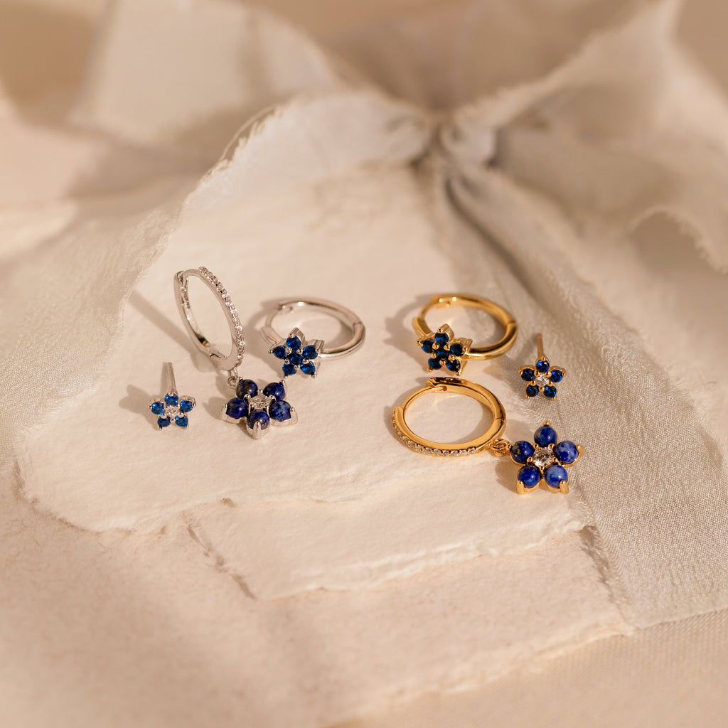 Sapphire Flower Earrings Set in 18K Gold