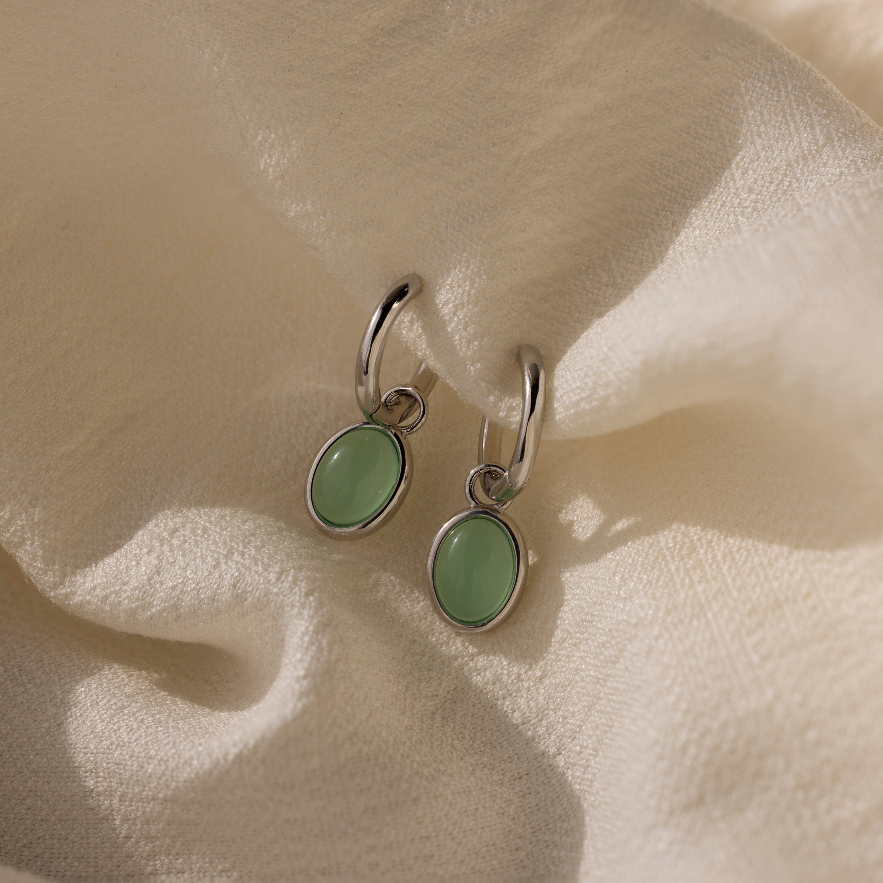 Jade Oval Jewelry Set in Silver