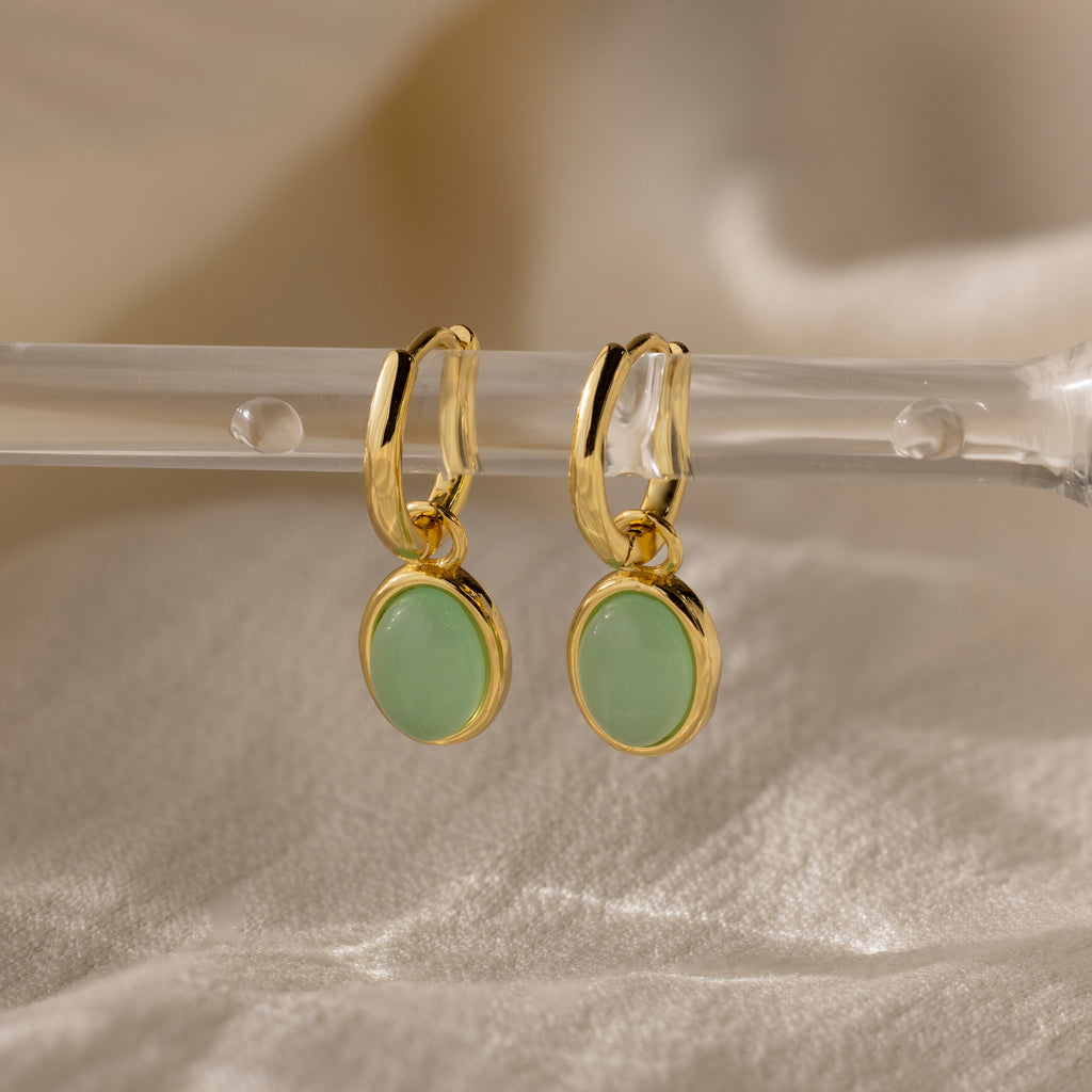 Jade Oval Jewelry Set in 18K Gold