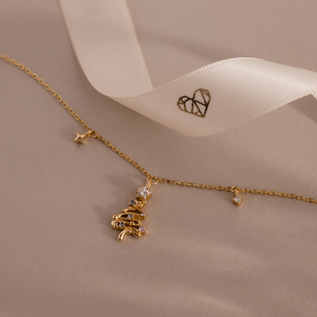 Holiday Diamond Tree Necklace in 18K Gold