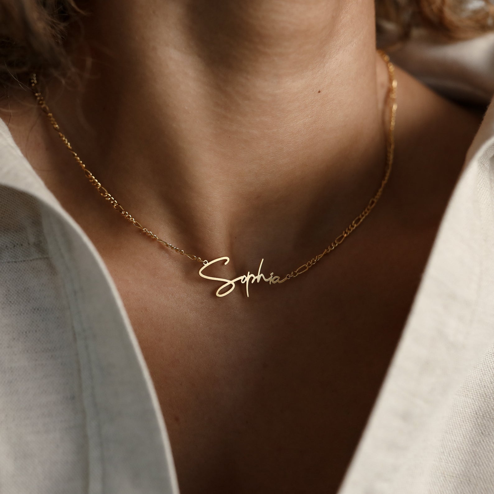 Summer Name Necklace in Figaro Chain