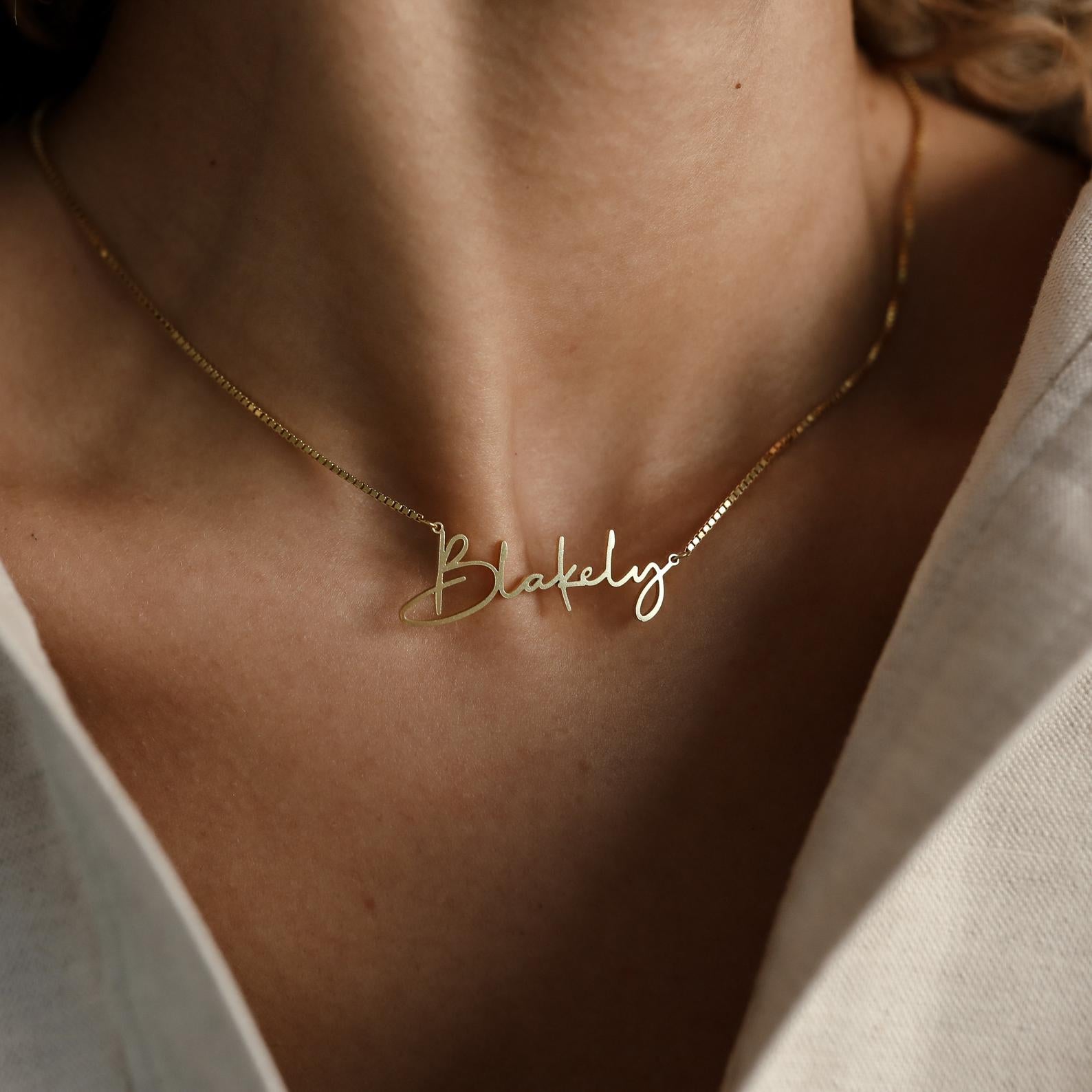 Custom Summer Name Necklace in Box Chain | Caitlyn Minimalist Silver / 20"